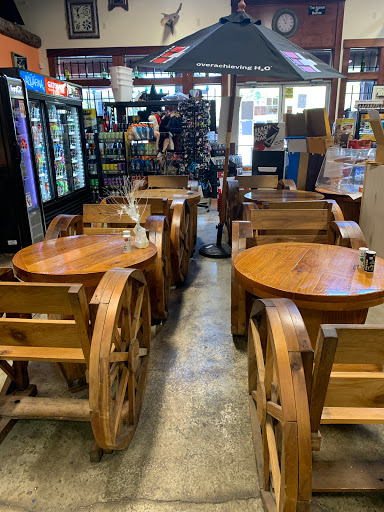 Grocery Store «Barton Convenience store», reviews and photos, 24802 SE Bakers Ferry Rd, Boring, OR 97009, USA