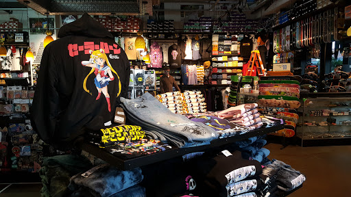 Clothing Store «Zumiez», reviews and photos, 7425 166th Ave NE #225, Redmond, WA 98052, USA