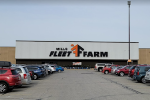 Fleet Farm image