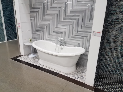 Shopping Mall «Southpoint Shopping Center», reviews and photos, E Palatine Rd & Rand, Arlington Heights, IL 60004, USA