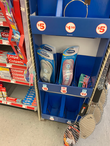 Dollar Store «FAMILY DOLLAR», reviews and photos, 529 US-46, Belvidere, NJ 07823, USA