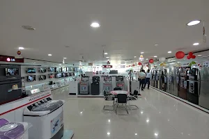 LG Best Shop Shalimar Home Tech image
