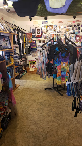 Vintage Clothing Store «Thirteen Vintage», reviews and photos, 115 S Main St, New Hope, PA 18938, USA