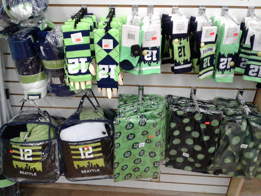 Beauty Supply Store «Hair Art Beauty Outlet & Salon», reviews and photos, 2510 84th St S, Tacoma, WA 98499, USA