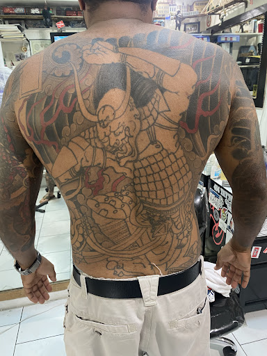 Explore stephen king tattoo ideas, creative tattoo ideas in Honolulu, available at 434 TATTOO WAIKIKI