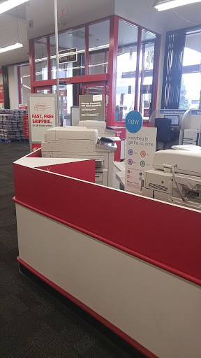 Office Supply Store «Staples», reviews and photos, 17020 Chatsworth St, Granada Hills, CA 91344, USA