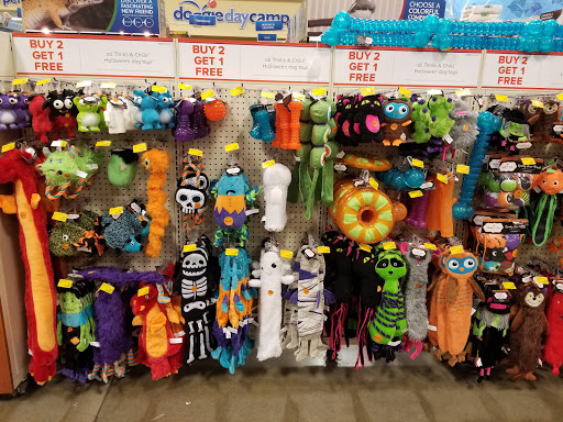 Pet Supply Store «PetSmart», reviews and photos, 11501 Metcalf Ave, Overland Park, KS 66210, USA