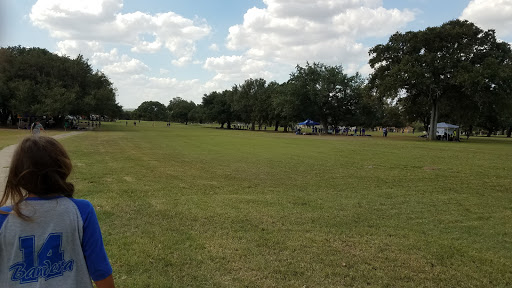 Golf Course «Devine Golf Course», reviews and photos, 116 W Malone Dr, Devine, TX 78016, USA