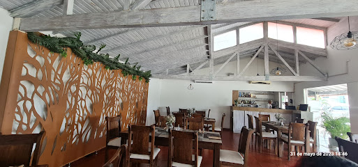 Restaurante Parrilla Bar Malibú-Sincelejo - a 28-120, Cl. 32a #28-58, Sincelejo, Sucre, Colombia