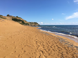 Fotografie cu Curmo beach cu nivelul de curățenie înalt