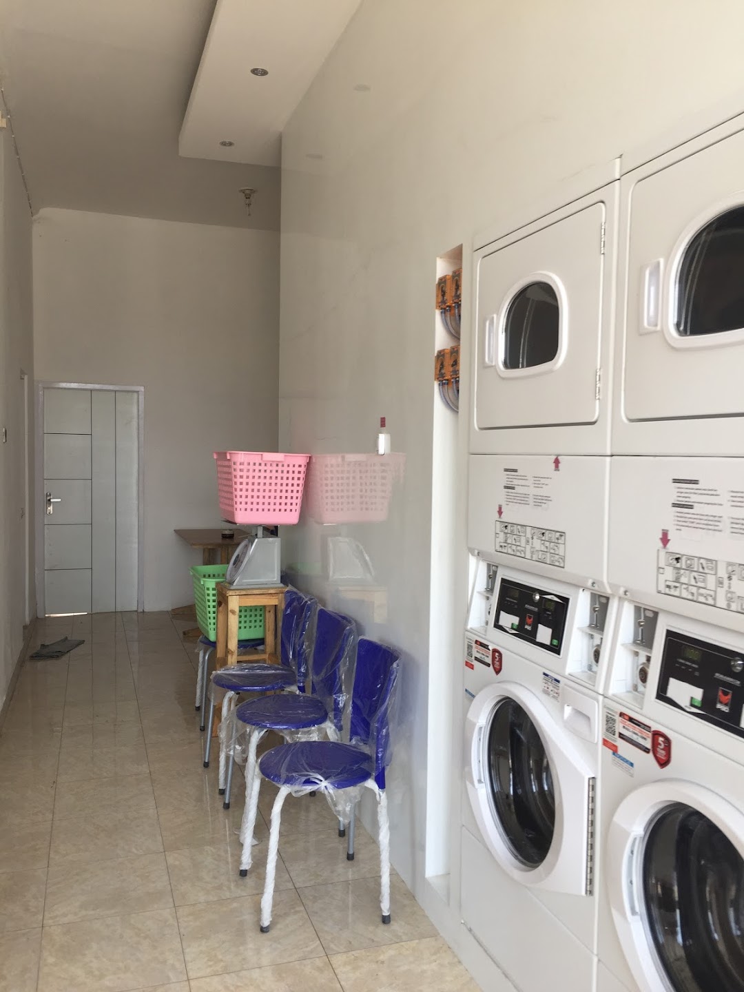 Laundry ( risha cafe and laundrySelf Service)