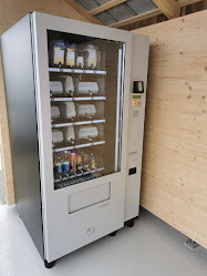 Bio-Hof Schwandacher - Automat mit frischen Hofprodukten
