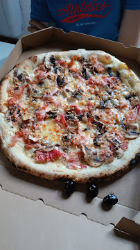 Plats et boissons du Pizzeria Entre Amis - Pizza au Feu de Bois à Habas - n°2
