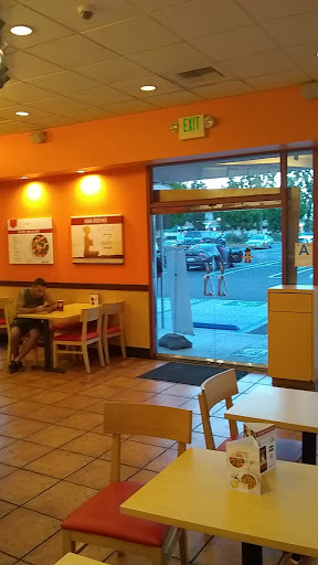 Asian Restaurant «Pick Up Stix Fresh Asian Flavors», reviews and photos, 1335 Foothill Blvd, La Verne, CA 91750, USA