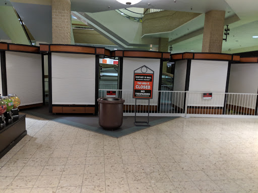 Shopping Mall «Century III Mall», reviews and photos, 3075 Clairton Rd, West Mifflin, PA 15123, USA