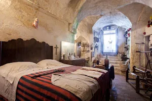 Casa Grotta del Casalnuovo image