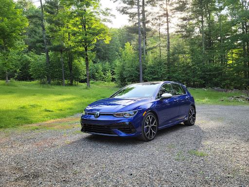 Car Dealer «Volkswagen of Kingston», reviews and photos, 1249 Ulster Ave, Kingston, NY 12401, USA