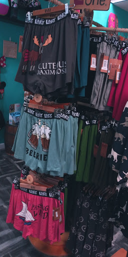 Pet Supply Store «Fuzzybutz Pet Bakery Inc», reviews and photos, 306 State St, St Joseph, MI 49085, USA