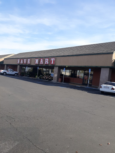 Supermarket «Save Mart Supermarkets», reviews and photos, 260 California 65, Lindsay, CA 93247, USA