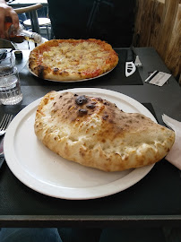Plats et boissons du Pizzeria Pizza Vitto à Belleville-en-Beaujolais - n°5