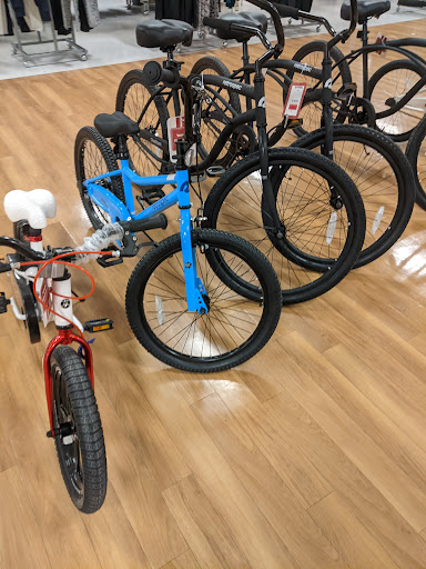 Department Store «T.J. Maxx», reviews and photos, 33 Holyoke St, Holyoke, MA 01040, USA