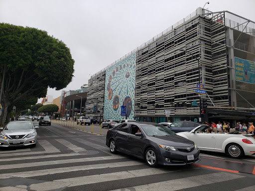 Shopping Mall «Third Street Promenade», reviews and photos, 1351 3rd Street Promenade #201, Santa Monica, CA 90401, USA