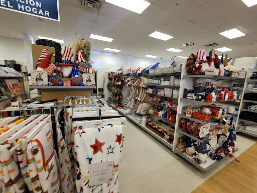 Department Store «Marshalls», reviews and photos, 9028 Sepulveda Blvd, North Hills, CA 91343, USA