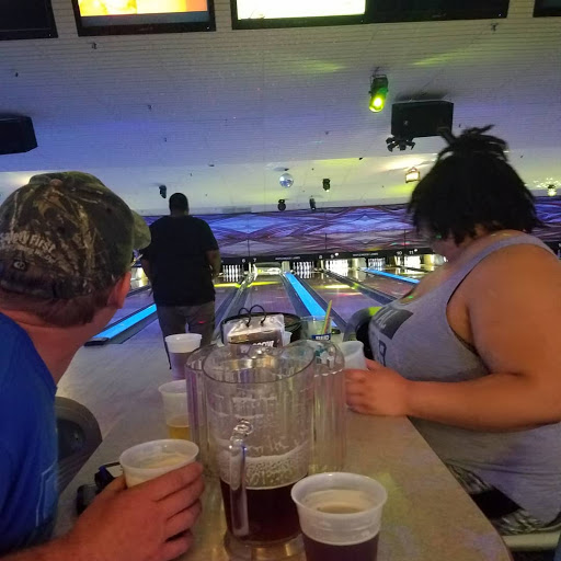 Bowling Alley «Maplewood Lanes», reviews and photos, 3030 N 101st St, Omaha, NE 68134, USA