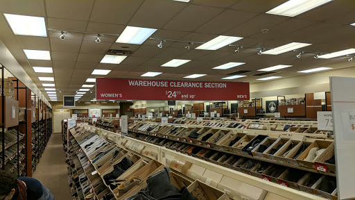 Shoe Store «Clarks Bostonian Outlet», reviews and photos, 30 Center Square, Hanover, PA 17331, USA