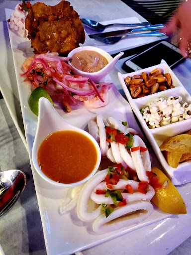 Ecuadorian Restaurant «Sabor Latino Restaurant», reviews and photos, 95-35 40th Rd, Queens, NY 11373, USA