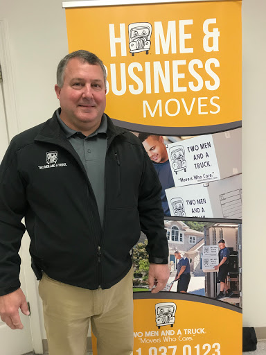 Moving and Storage Service «Two Men and a Truck», reviews and photos, 3560 Sky Harbor Cove, Memphis, TN 38118, USA