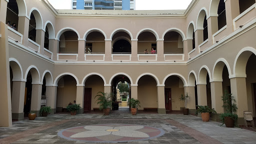 Bibliotecas en San Juan