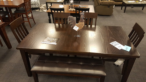 Furniture Store «Furniture and Mattress Warehouse», reviews and photos, 12386 Felch St, Holland, MI 49424, USA