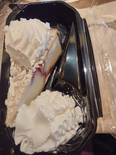 Restaurant «The Cheesecake Factory», reviews and photos, 7612 Blake St, Liberty Township, OH 45069, USA