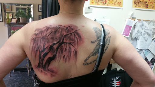 Tattoo Shop «West Haven Extreme Tattoo», reviews and photos, 746 Campbell Ave, West Haven, CT 06516, USA