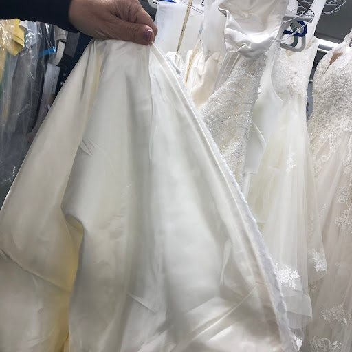 Dry Cleaner «Executive Cleaners», reviews and photos, 2 Howe St, New Haven, CT 06511, USA