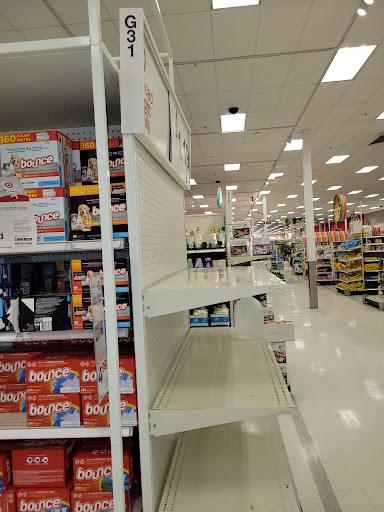 Department Store «Target», reviews and photos, 800 Broadview Village Sq, Broadview, IL 60155, USA