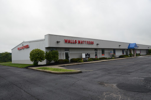 Walls Furniture & Mattress, 3611 N Nebo Rd, Muncie, IN 47304, USA, 
