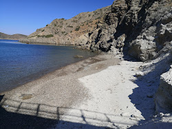 Altsi beach'in fotoğrafı düz bir kıyı şeridi ile birlikte