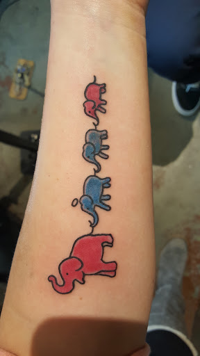 Tattoo Shop «Requa Ink», reviews and photos, 640 W Republic Rd #120, Springfield, MO 65807, USA