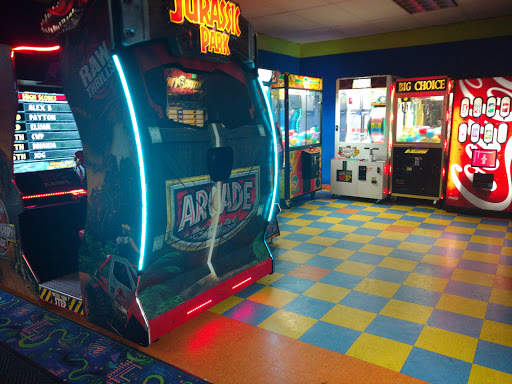 Bowling Alley «Thomaston Lanes Inc», reviews and photos, 180 Watertown Rd, Thomaston, CT 06787, USA