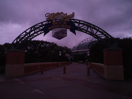 Stadium «Miller Park», reviews and photos, 1 Brewers Way, Milwaukee, WI 53214, USA