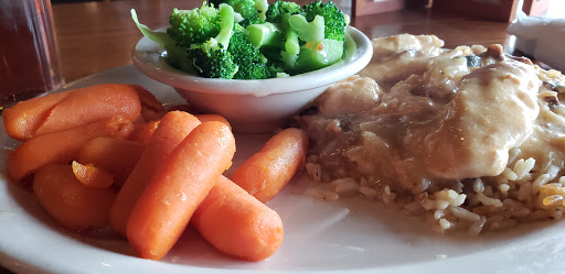 American Restaurant «Cracker Barrel Old Country Store», reviews and photos, 1824 W Lucas St, Florence, SC 29501, USA