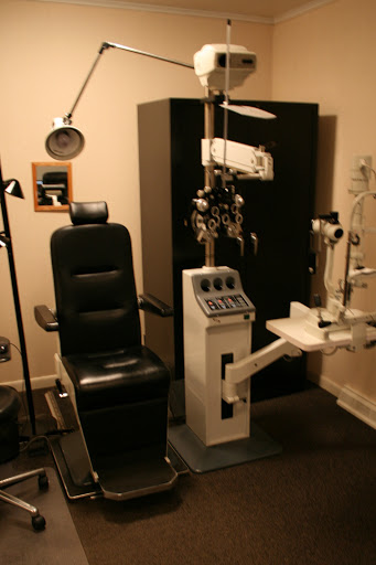 Eye Care Center «Family Vision Care Center», reviews and photos, 205 Lake Ave, Saratoga Springs, NY 12866, USA