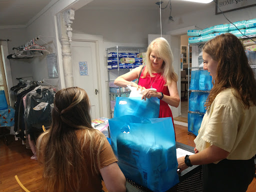 Boutique «Bridges Thrifty Boutique», reviews and photos, 220 W Belt Line Rd, Cedar Hill, TX 75104, USA