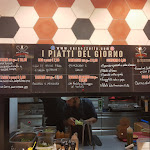 Photo n°3 de l'avis de Salvatore.. fait le 28/10/2022 à 09:55 sur le  Carnezzeria di Kilo EUR à Rome