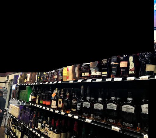 Wine Store «F & G Beverages», reviews and photos, 1707 Washington St, Vicksburg, MS 39180, USA
