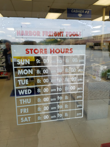 Hardware Store «Harbor Freight Tools», reviews and photos, 940 W Dundee Rd, Arlington Heights, IL 60004, USA