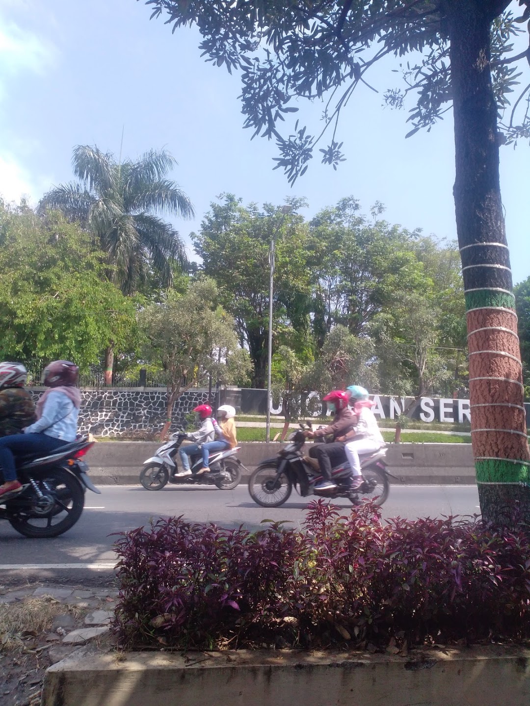 Halte Trans Semarang Taman Unyil
