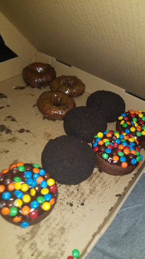 Donut Shop «M & M Donuts», reviews and photos, 1614 W Katella Ave, Anaheim, CA 92802, USA